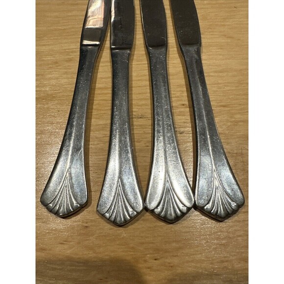 Pfaltzgraff ASHCROFT Stainless Dinner Knives Set Of 4 - Picture 4 of 6